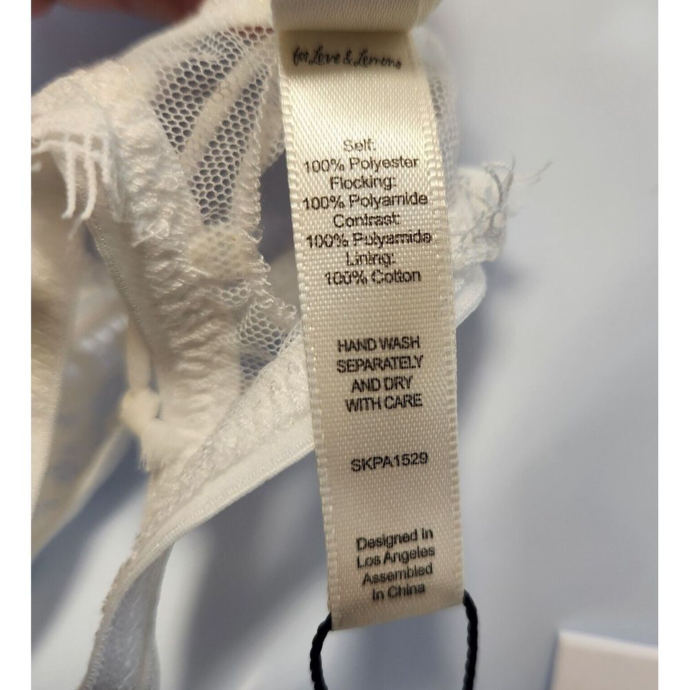 For Love & Lemons Women`s Thong String Panty Size XXS‎ White Lace Sexy Bride NWT - Picture 4 of 5